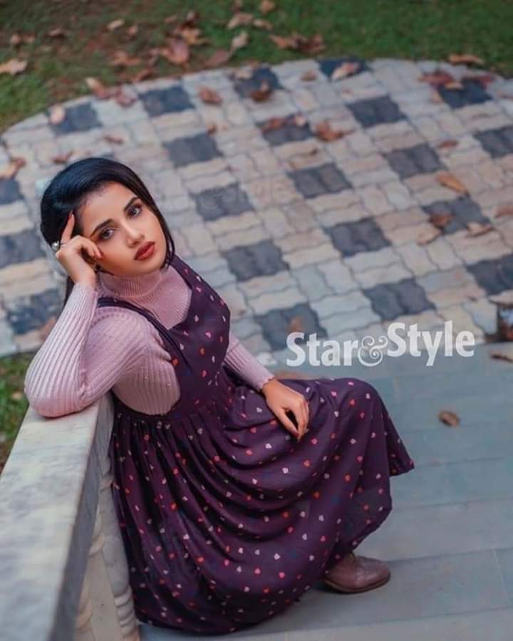 mallu heroine anupama parameswaran starandstyle magazine awesome hot photoshoot stills
